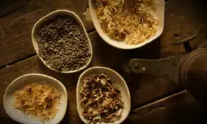 FLORA FEMINAE, production et transformation de plantes utilisées pour soulager les troubles féminins | Palmira PICANT